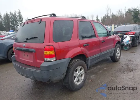 2006 Ford Escape Xlt from USA, damaged, VIN 1FMYU03Z96KB19370